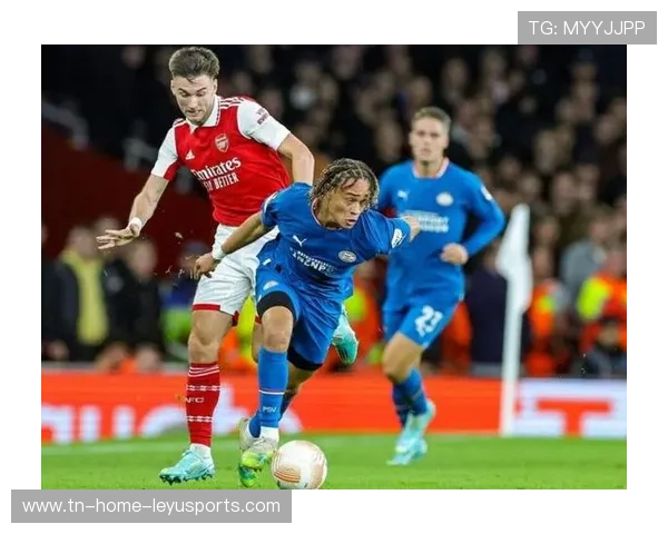 埃因霍温禁区内配合成熟